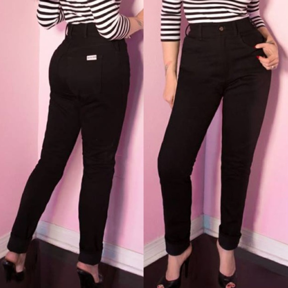 Vixen by Micheline Pitt Denim - Bad Girl Denim by Micheline Pitt (Vixen), 26-27